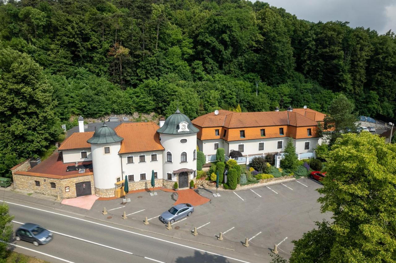 Hotel Zamecek Pod Hradem Stary Jicin 111 Exterior foto